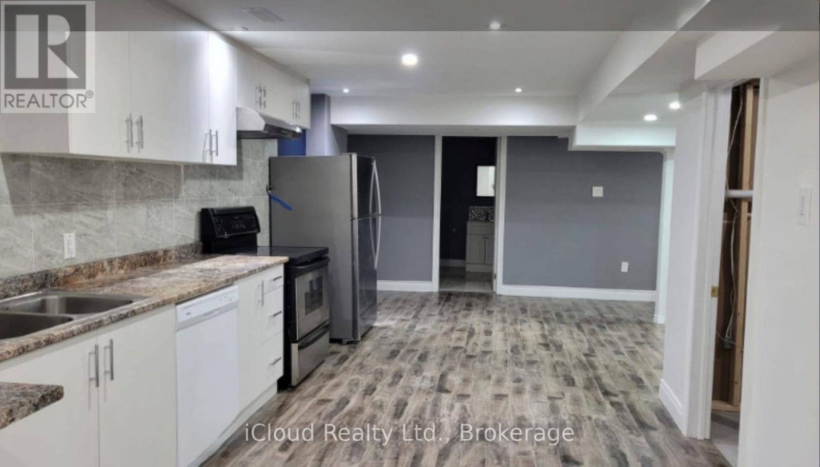 Photo of 3658 Golden Locust Drive