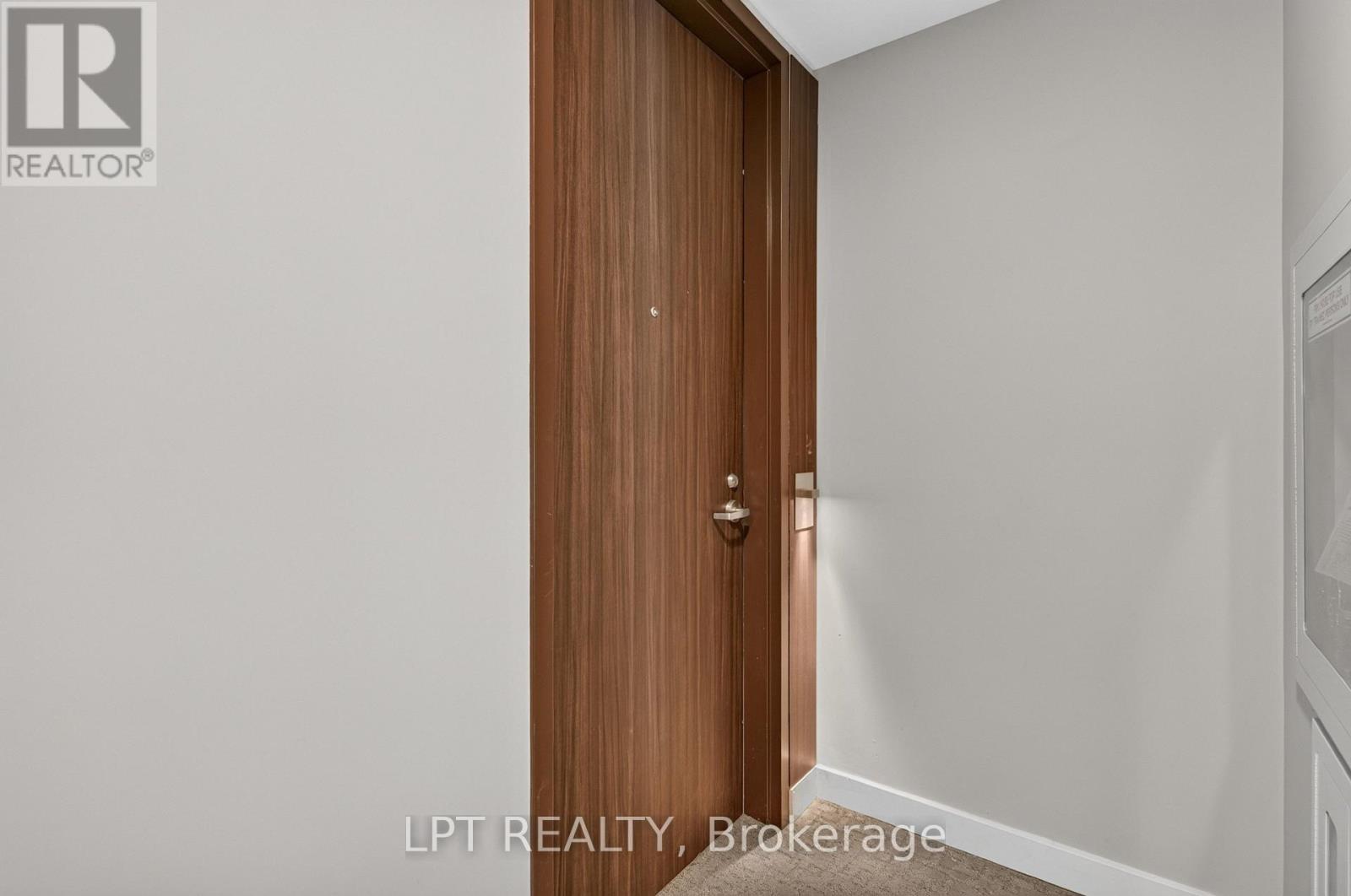 307 – 111 CHAMPAGNE AVENUE S, Ottawa. Luxury613. By Peter Sagos - Image 20