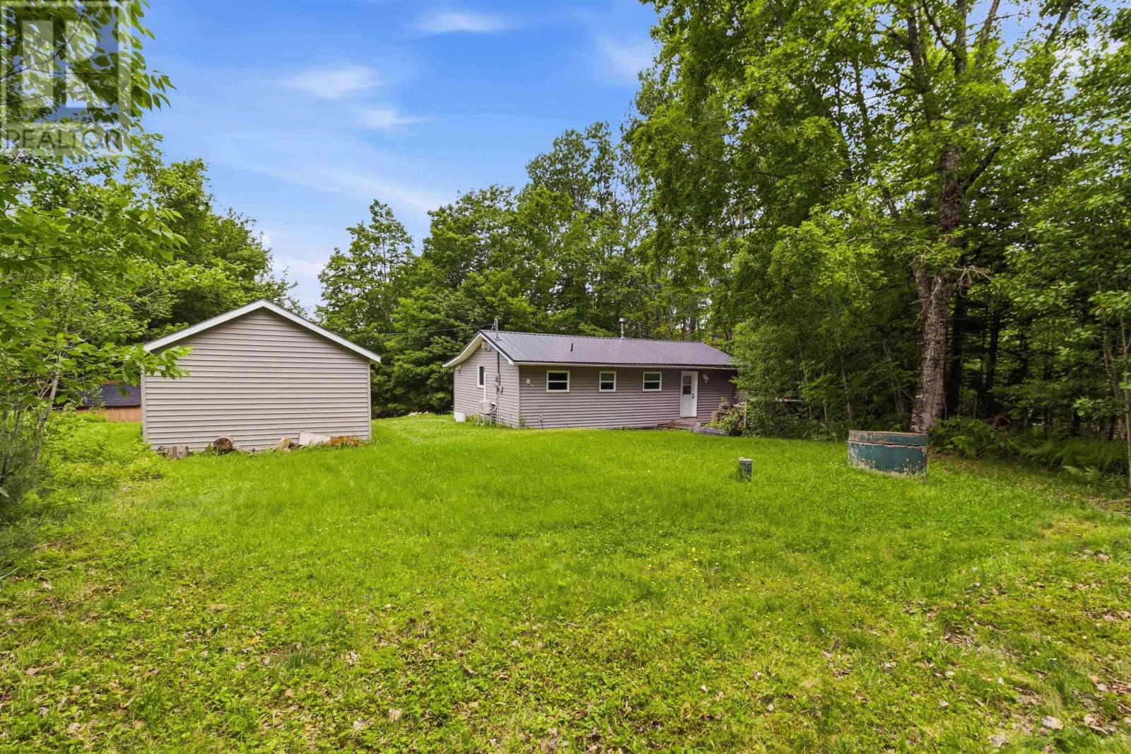 138 Falkenham Road - 26