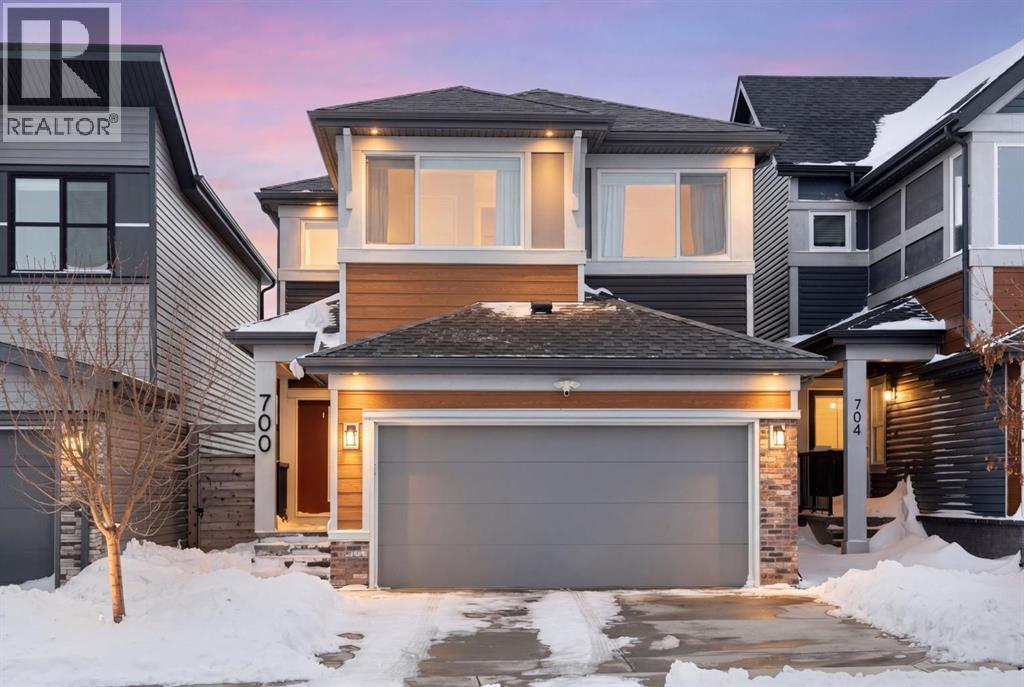 700 Seton Circle SE, Seton, Calgary photo 1