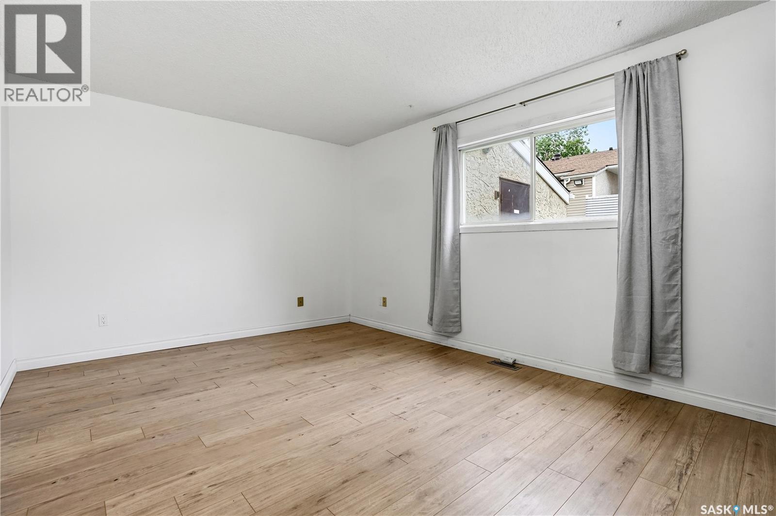 #6906 Blakeney DRIVE - 29