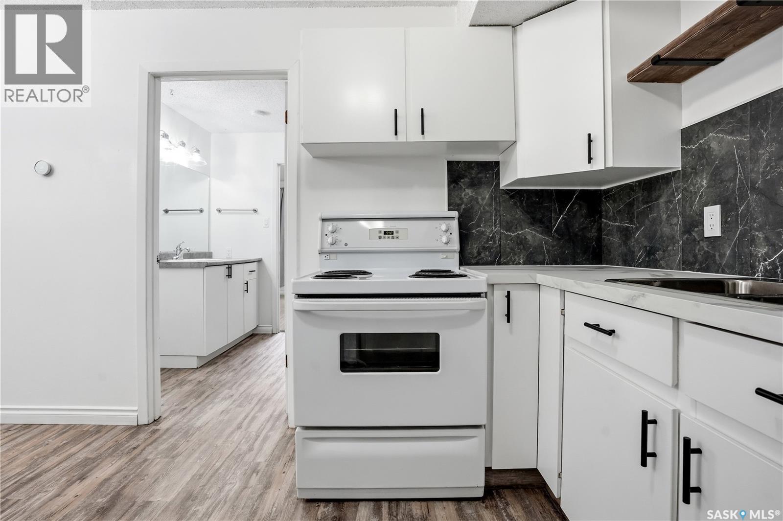 #6906 Blakeney DRIVE - 11