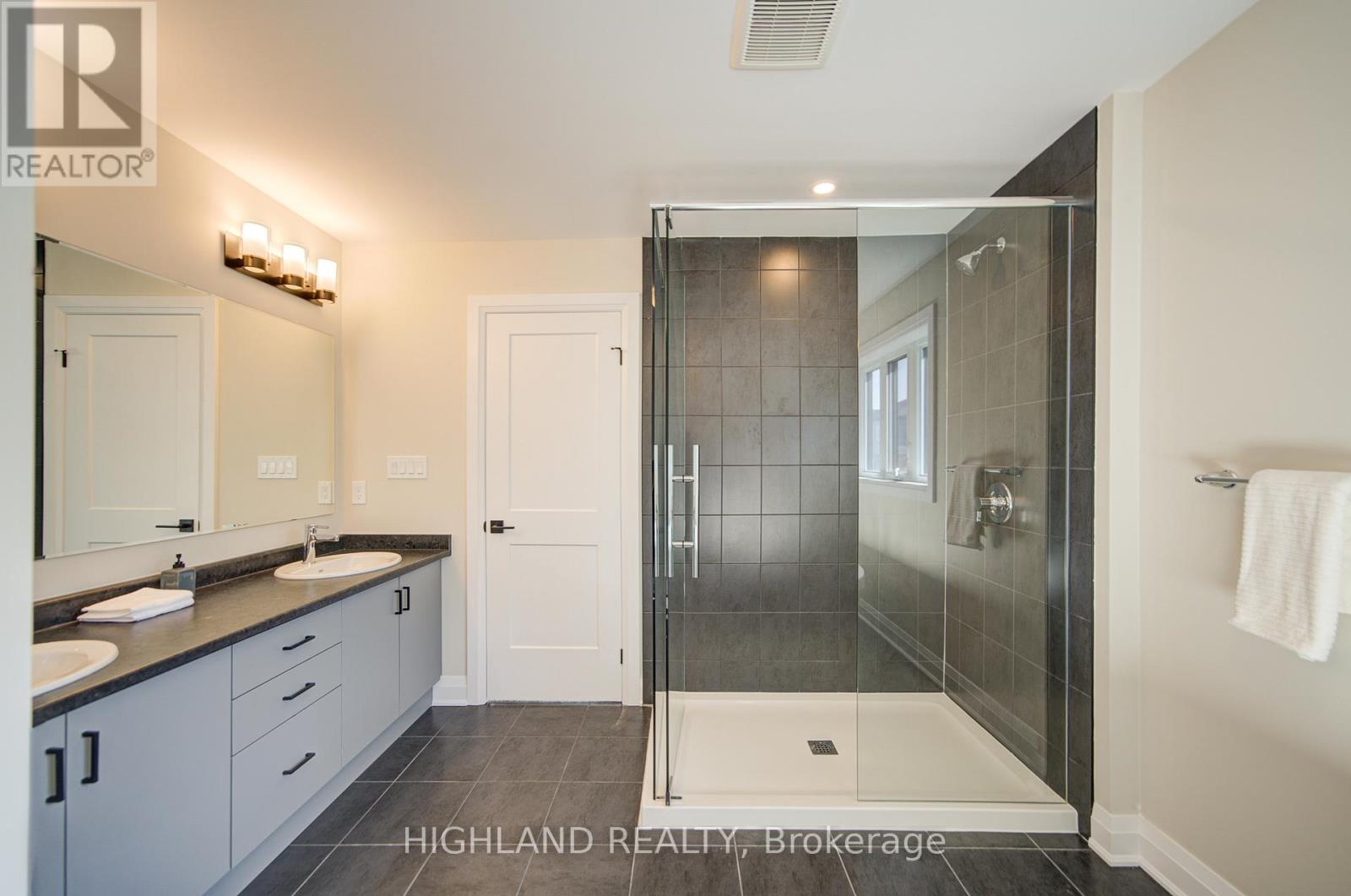 565 BALSAM POPLAR STREET - 18