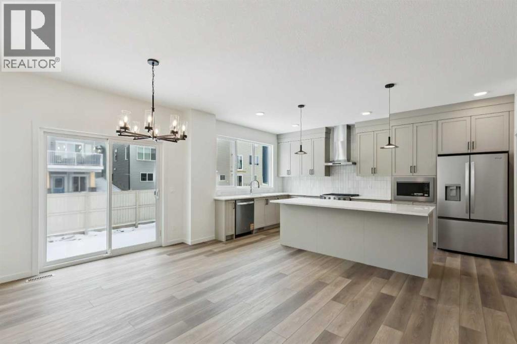 823 Bayview Terrace SW - 9