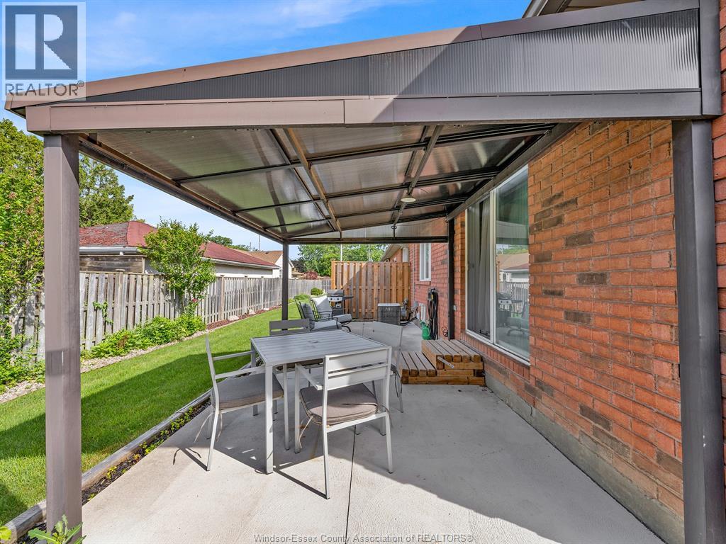 3723 PRAIRIE COURT - 36