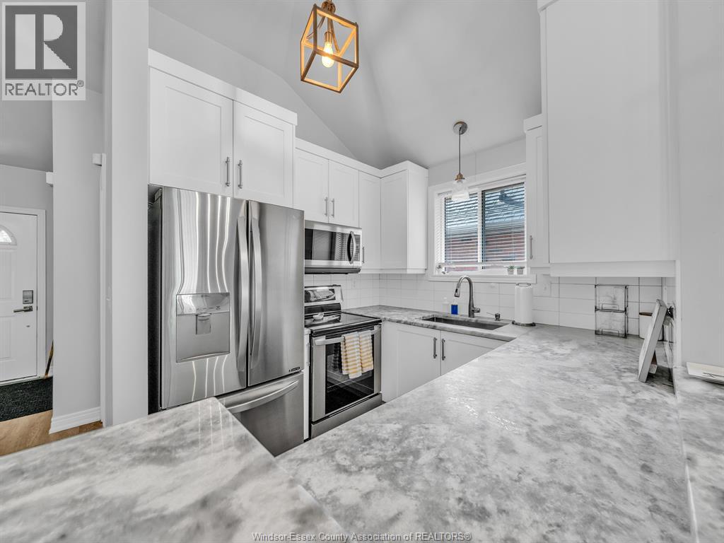 3723 PRAIRIE COURT - 17