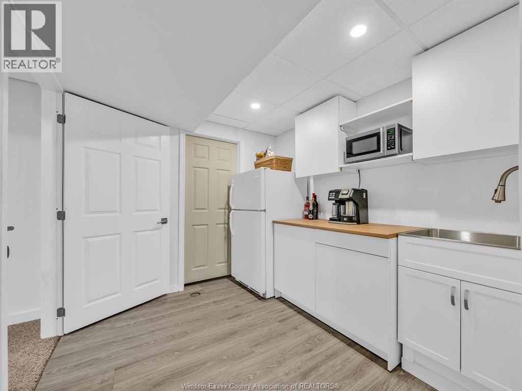 3723 PRAIRIE COURT - 35