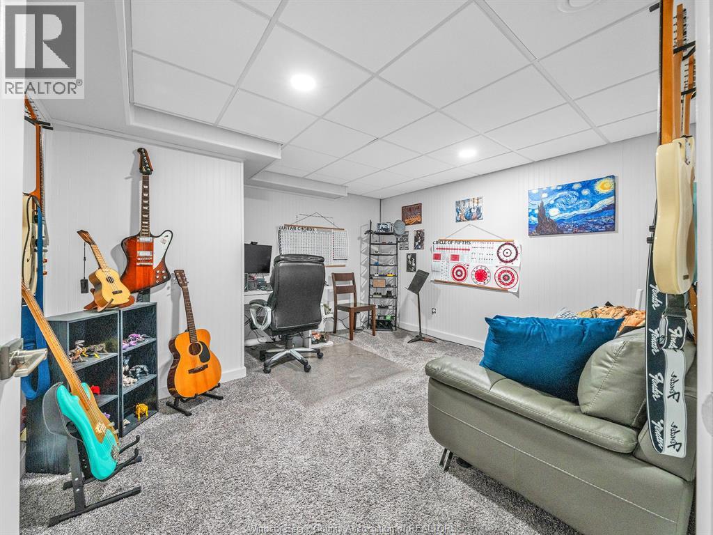 3723 PRAIRIE COURT - 32