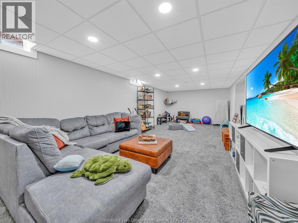 3723 PRAIRIE COURT - 30