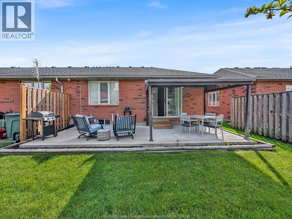 3723 PRAIRIE COURT - 38