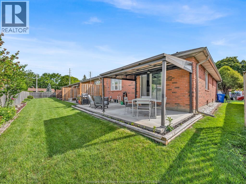 3723 PRAIRIE COURT - 37