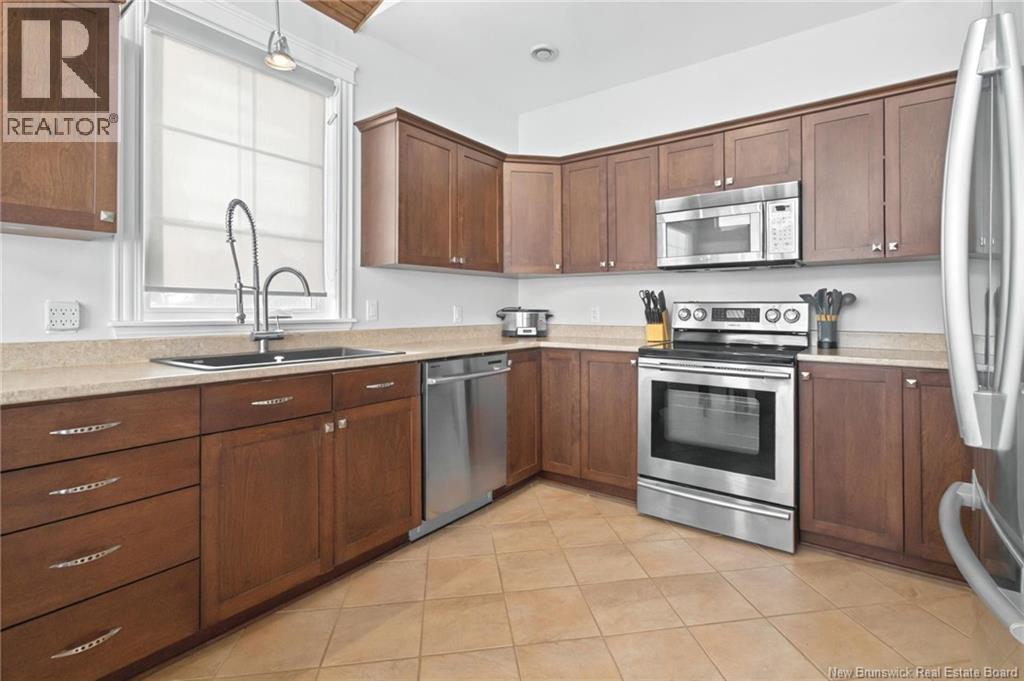 #A&B 94 Newton Street - 11