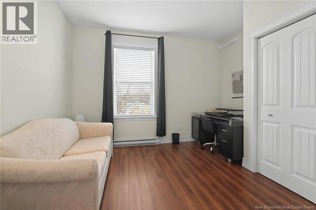 #A&B 94 Newton Street - 17