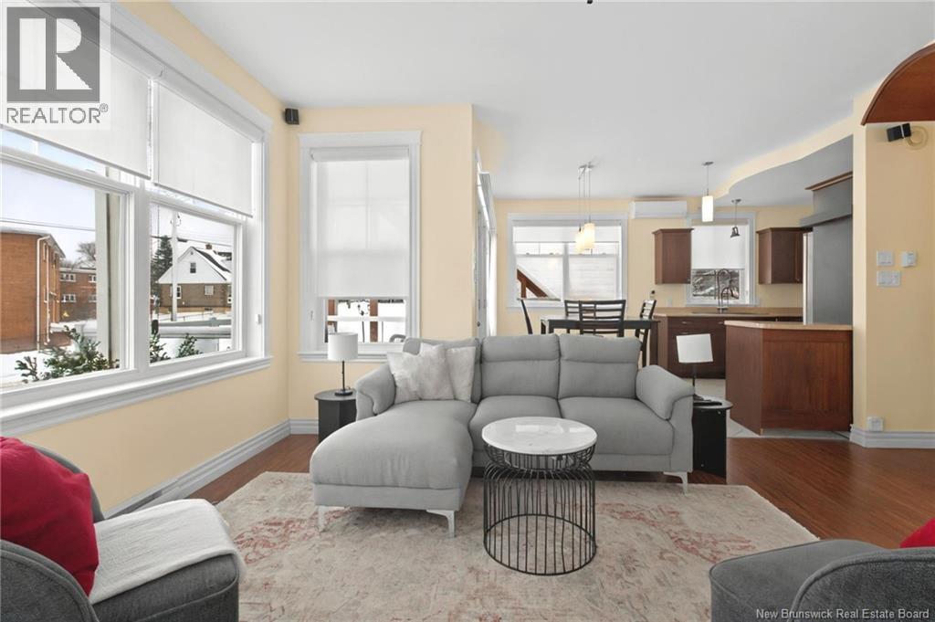 #A&B 94 Newton Street - 39