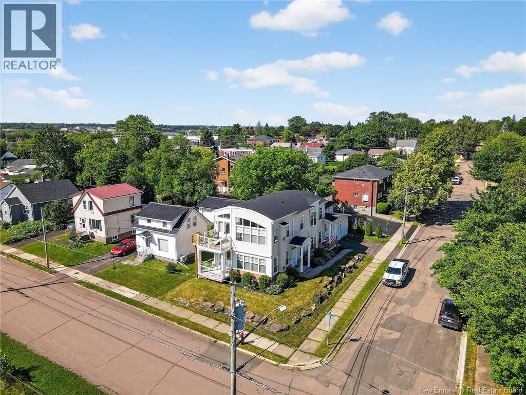 #A&B 94 Newton Street - 43