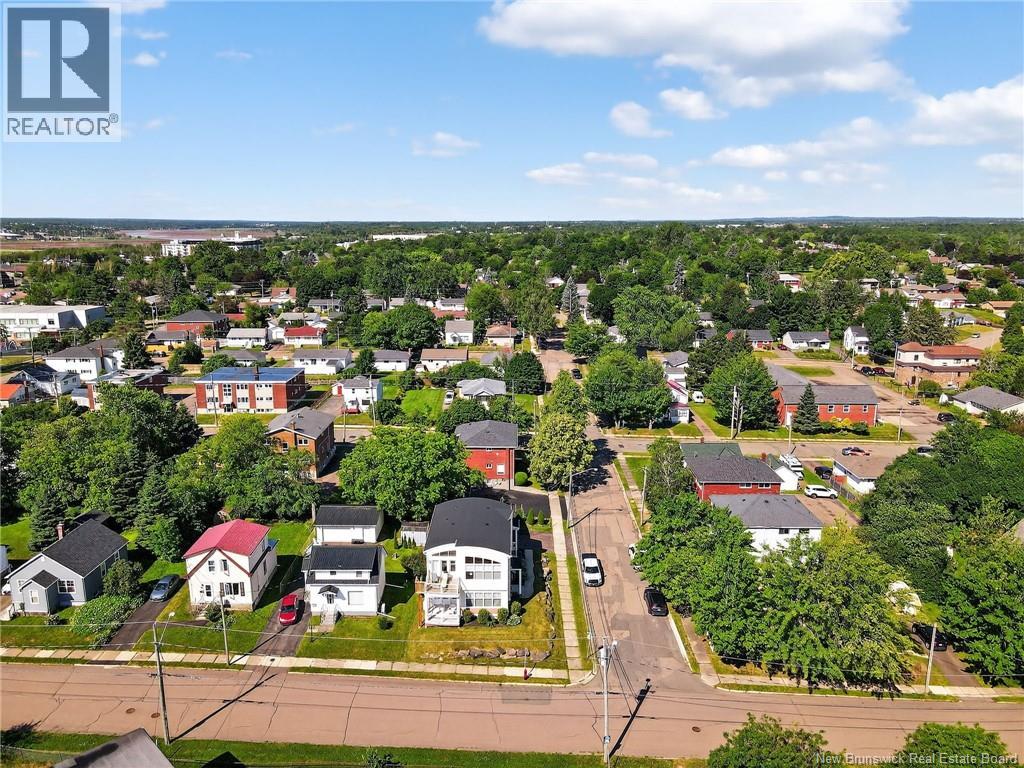 #A&B 94 Newton Street - 47