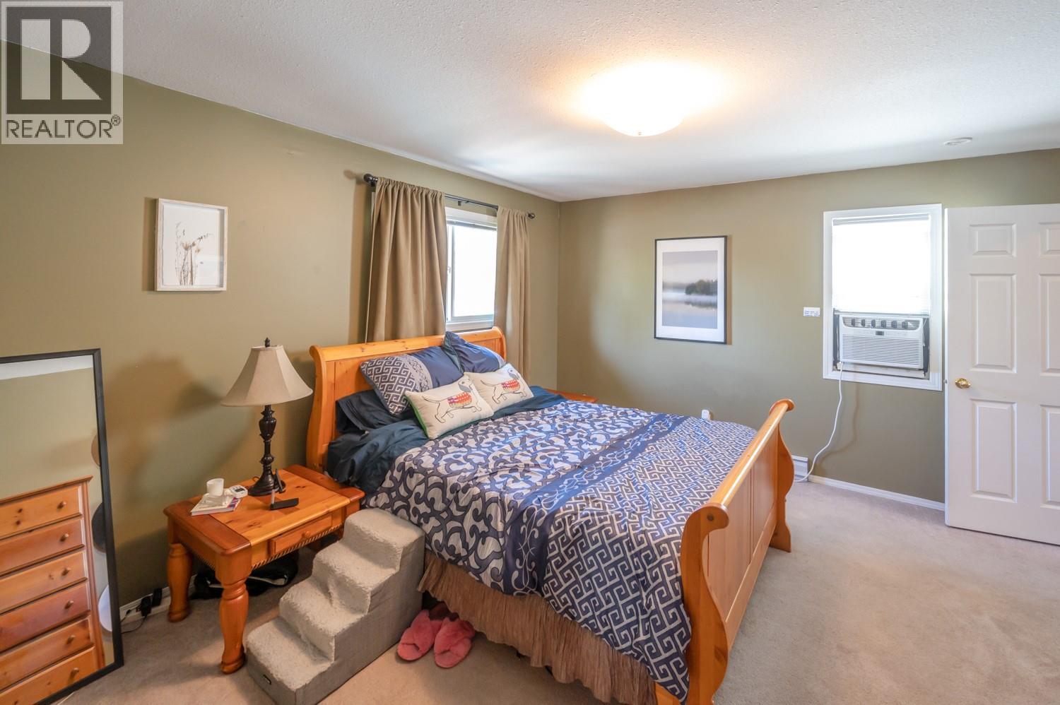 335 Sudbury Avenue - 12