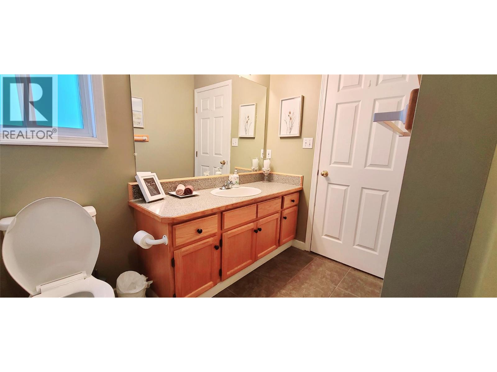 335 Sudbury Avenue - 15