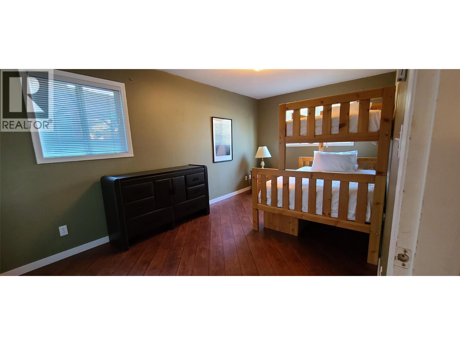335 Sudbury Avenue - 18