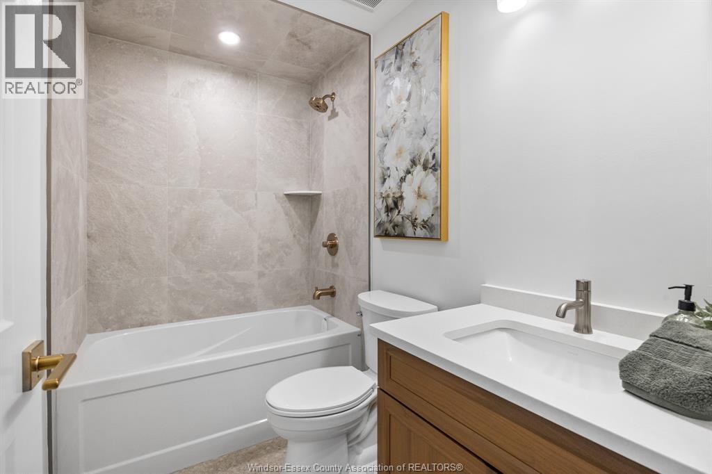 #202 215-C LESPERANCE ROAD - 17