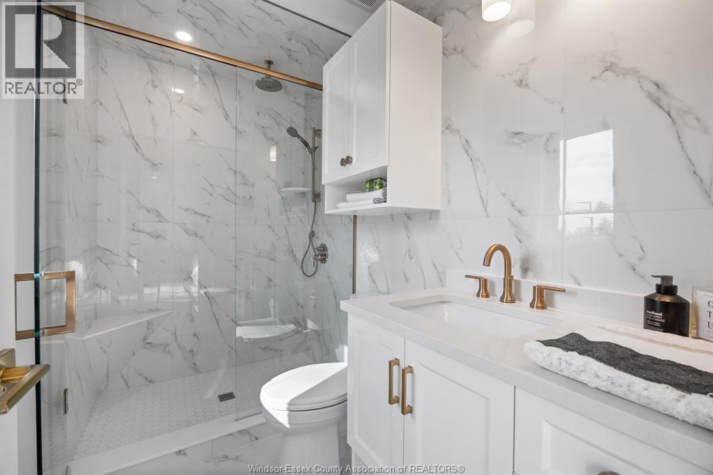 #202 215-C LESPERANCE ROAD - 23
