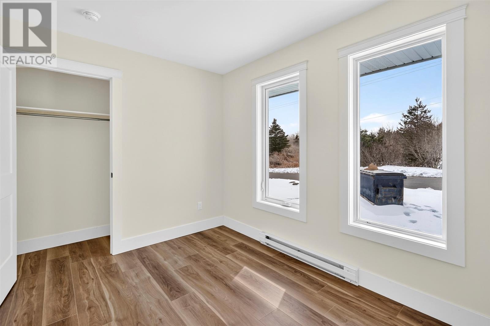 20 Garland Street - 27