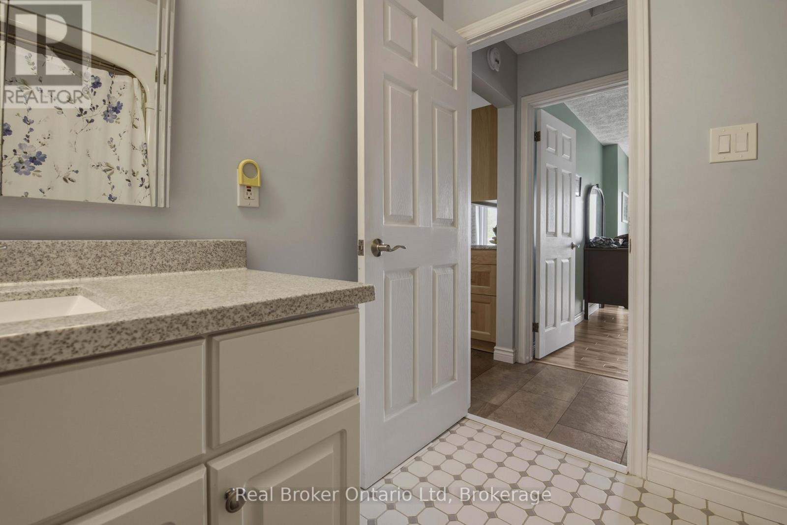 339496 PRESQUILE ROAD - Image 32