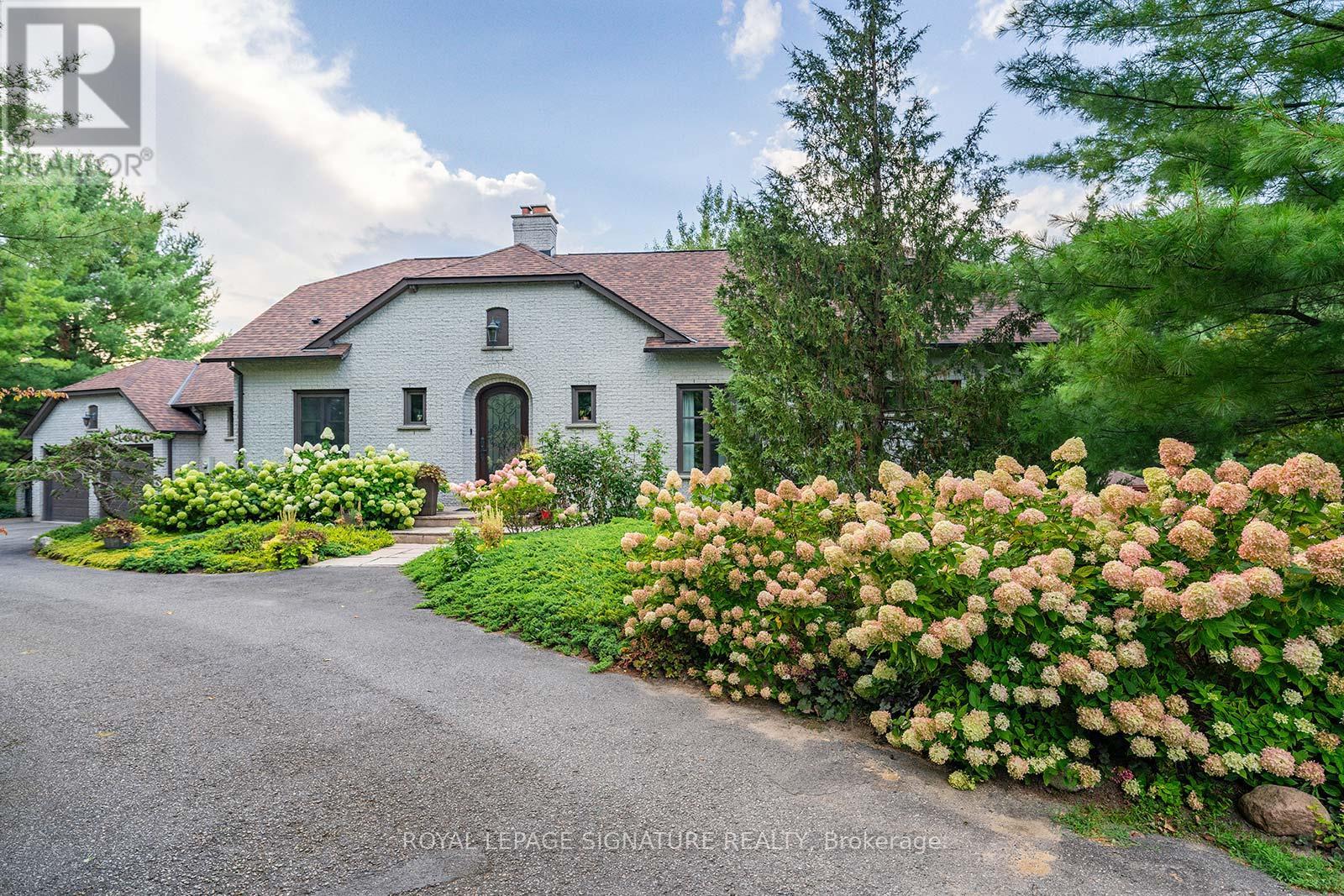 30 KINGSWOOD DRIVE - 2