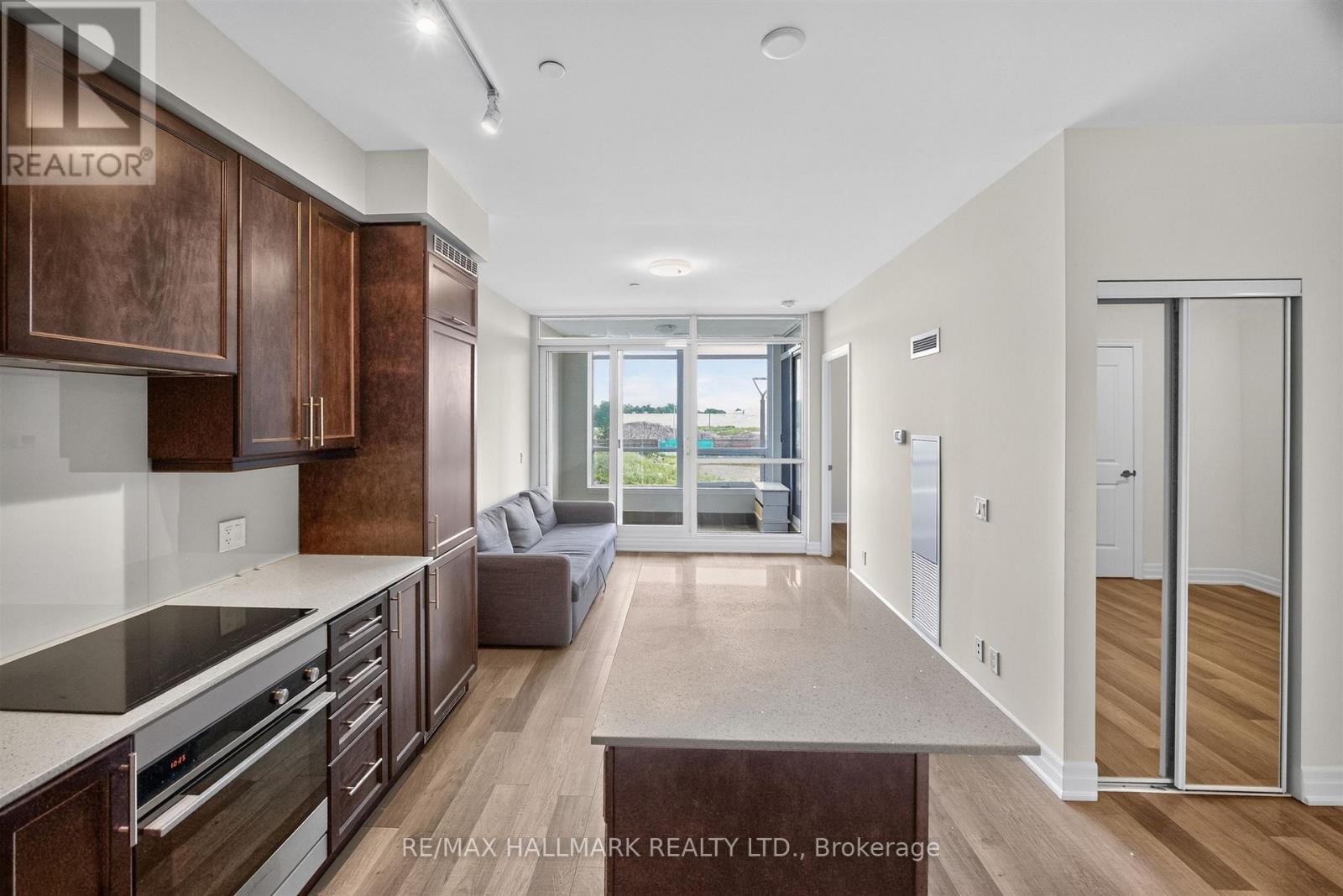 #219 9085 JANE STREET - 12