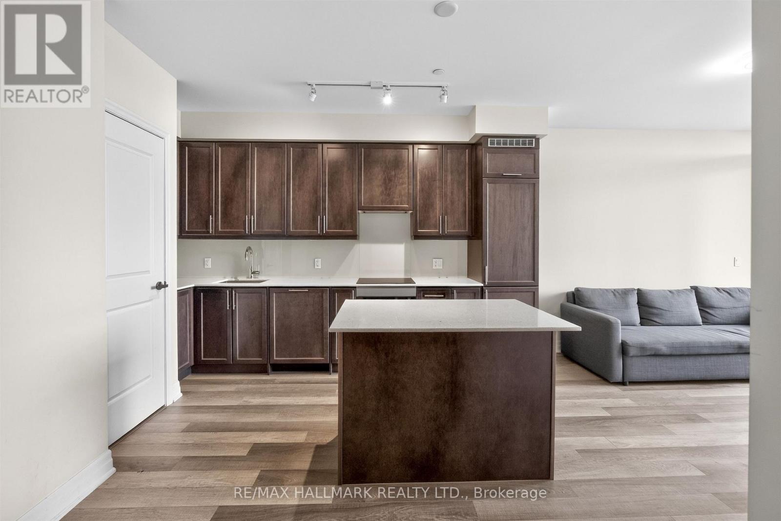 #219 9085 JANE STREET - 9