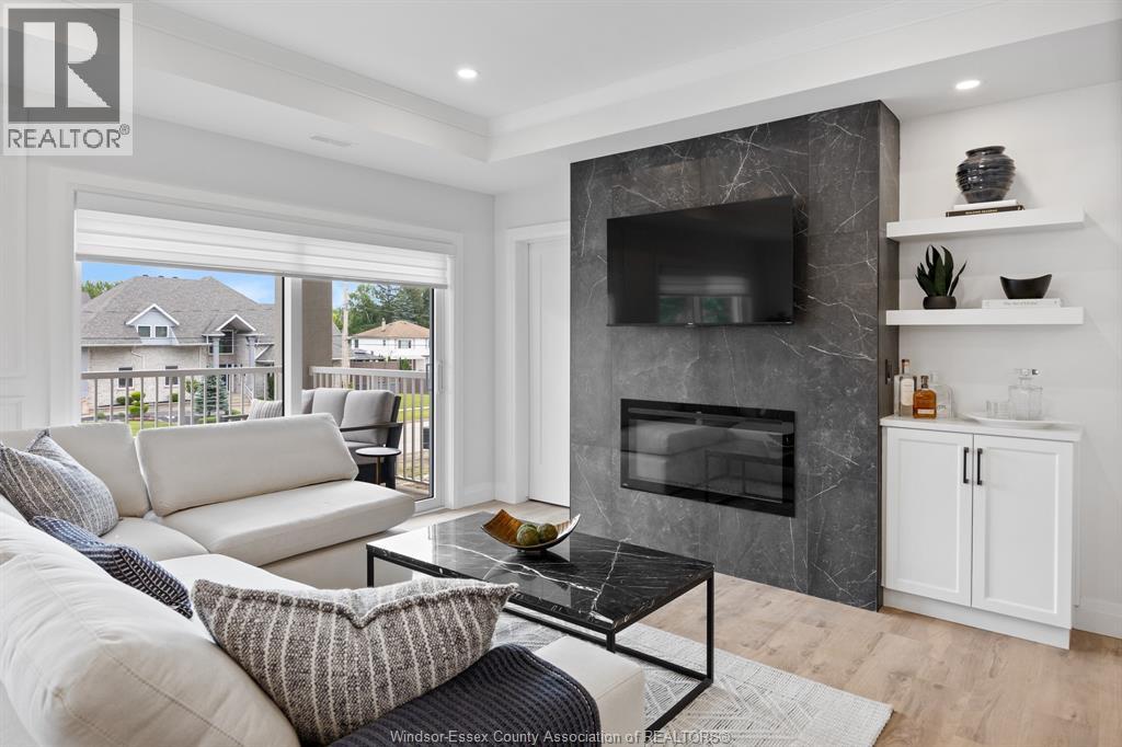 #302 215-C LESPERANCE ROAD - 18