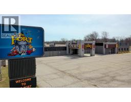 689 Texas Road, Amherstburg, ON N9V3R3 Photo 10