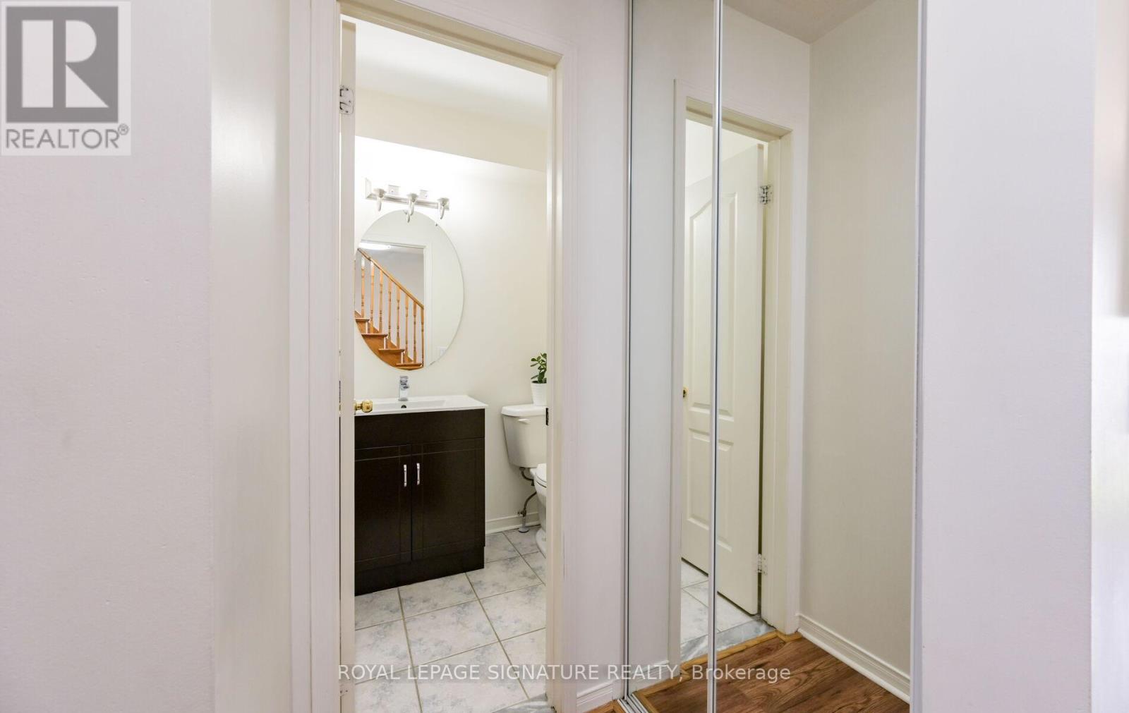 #21 3020 CEDARGLEN GATE - 12
