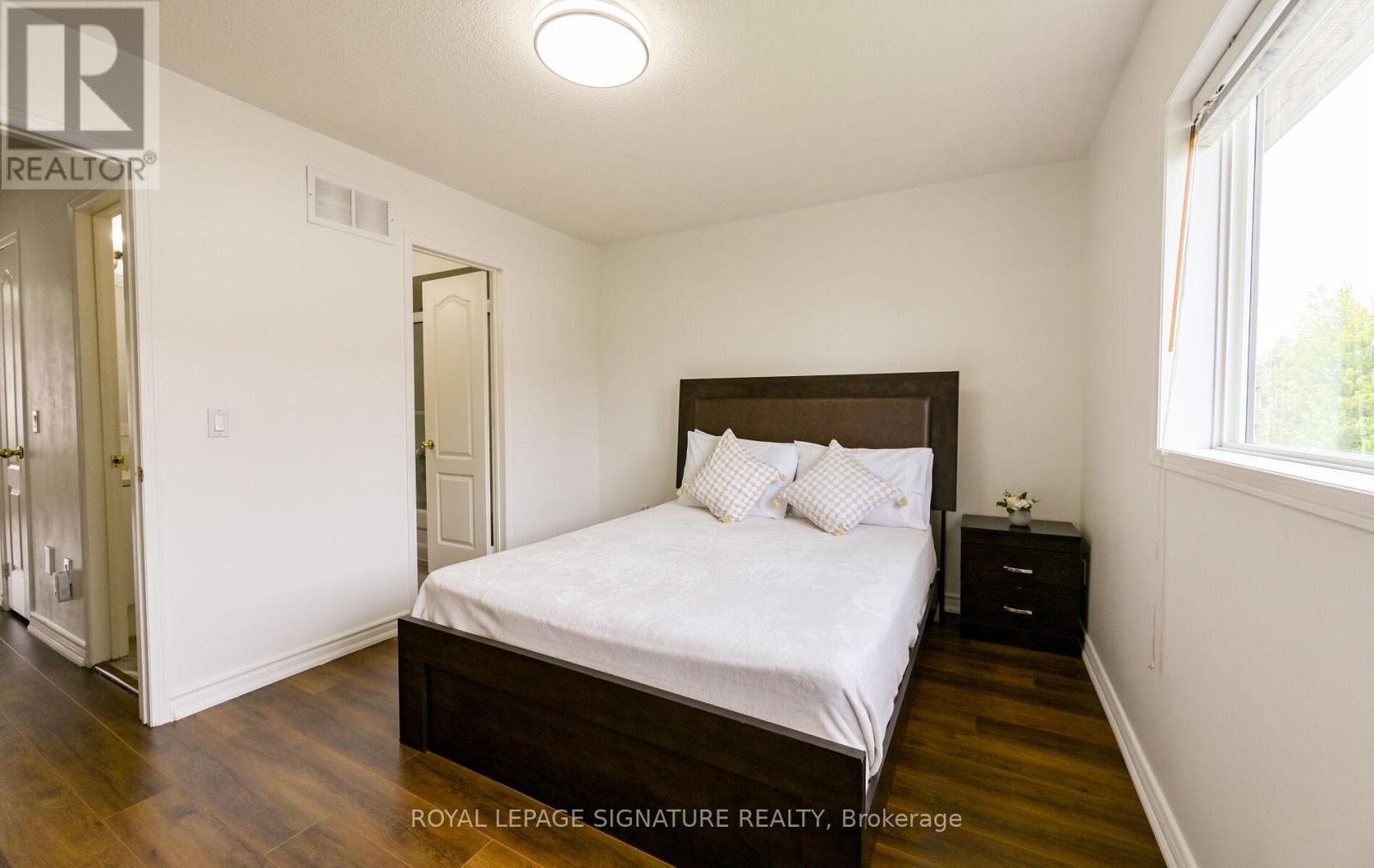 #21 3020 CEDARGLEN GATE - 17