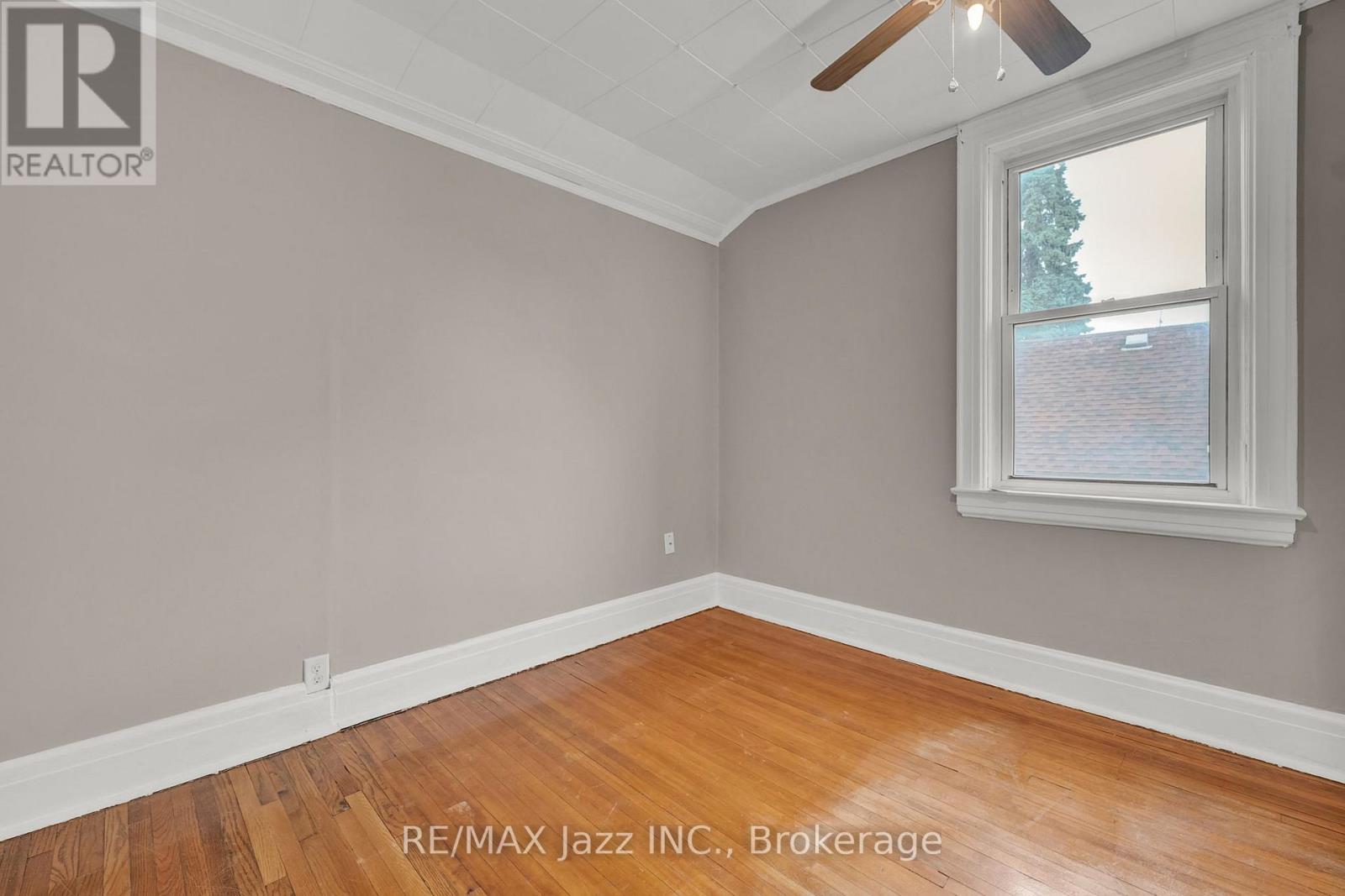 636 CARNEGIE AVENUE - 17