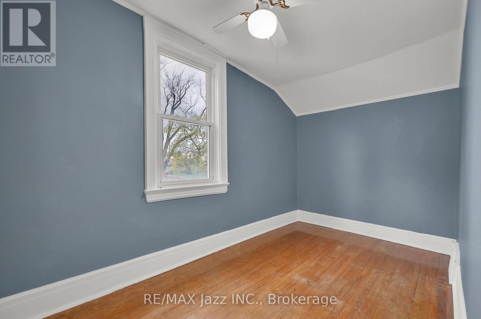 636 CARNEGIE AVENUE - 22