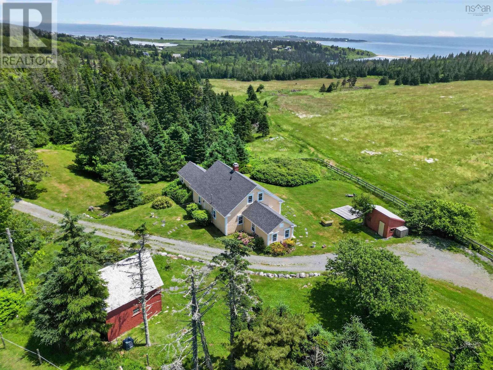 261 Upper Kingsburg Road - 1