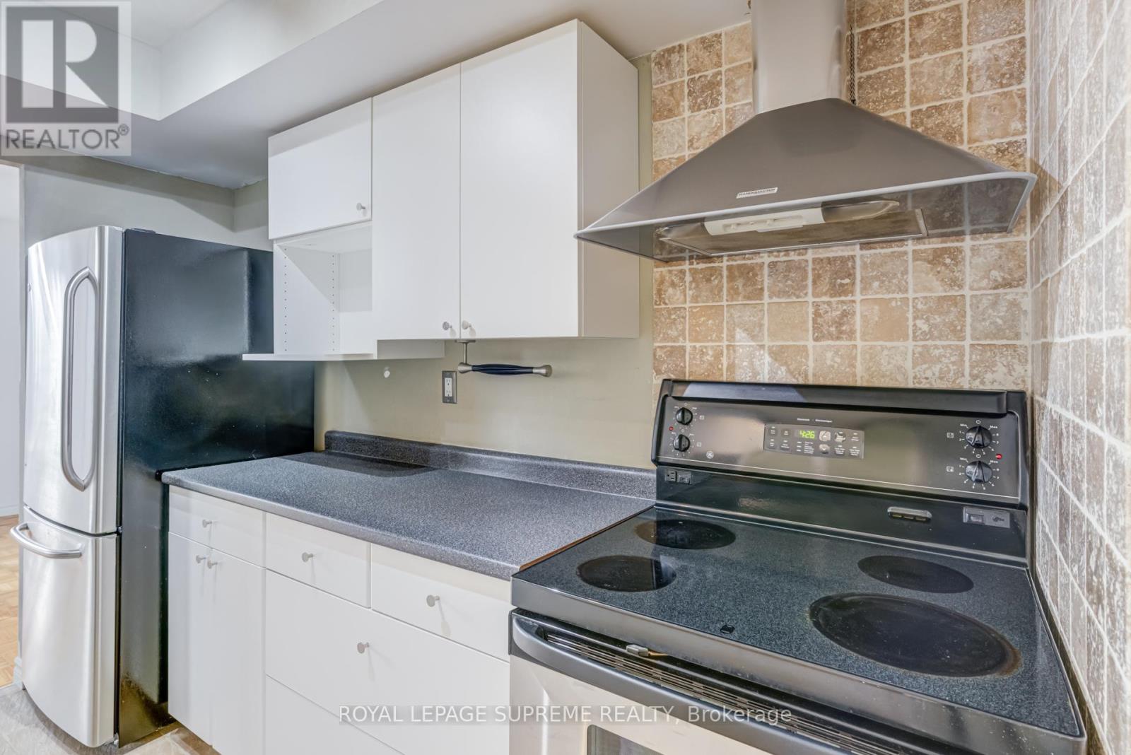 #1804 5 KENNETH AVENUE - 18