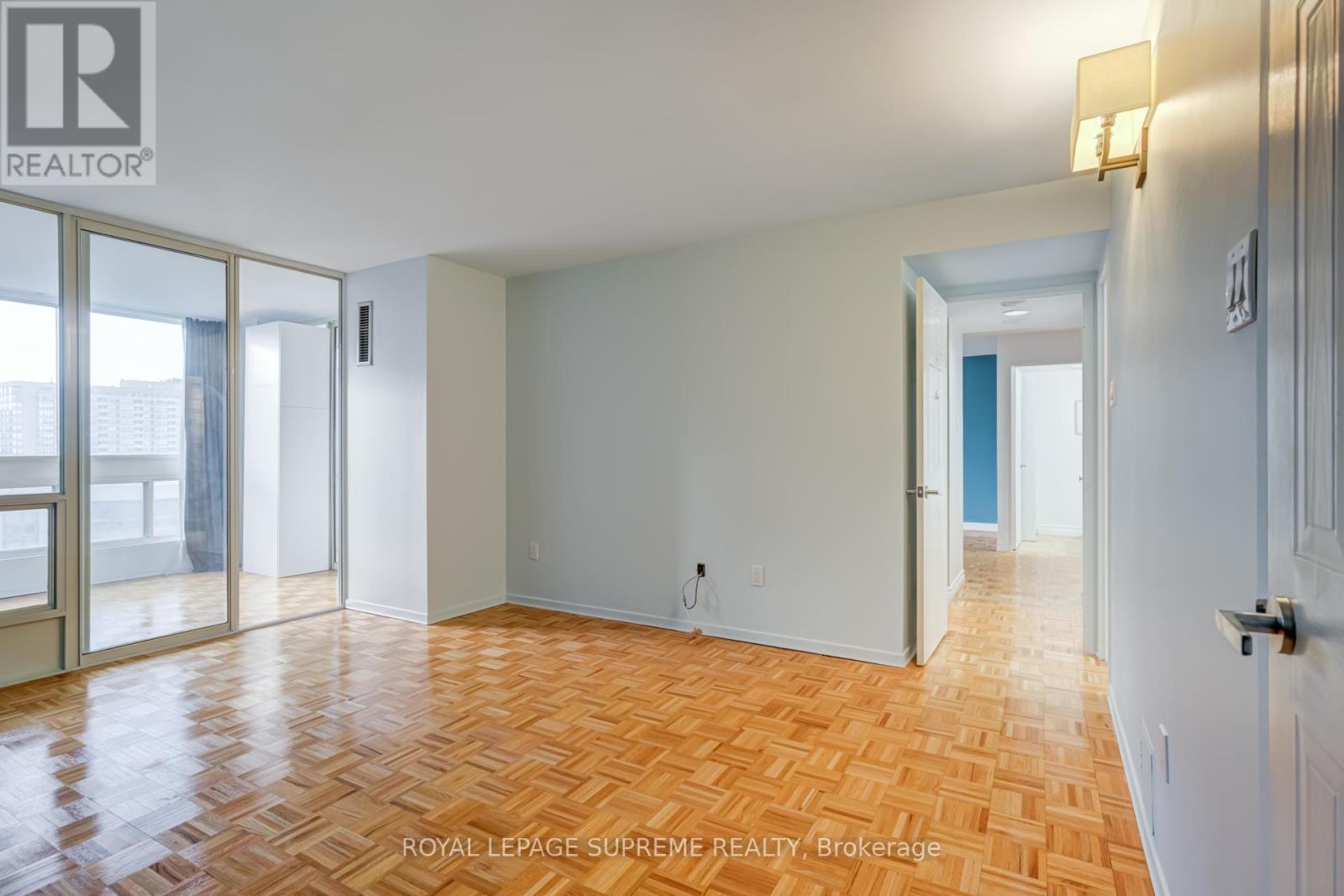 #1804 5 KENNETH AVENUE - 23