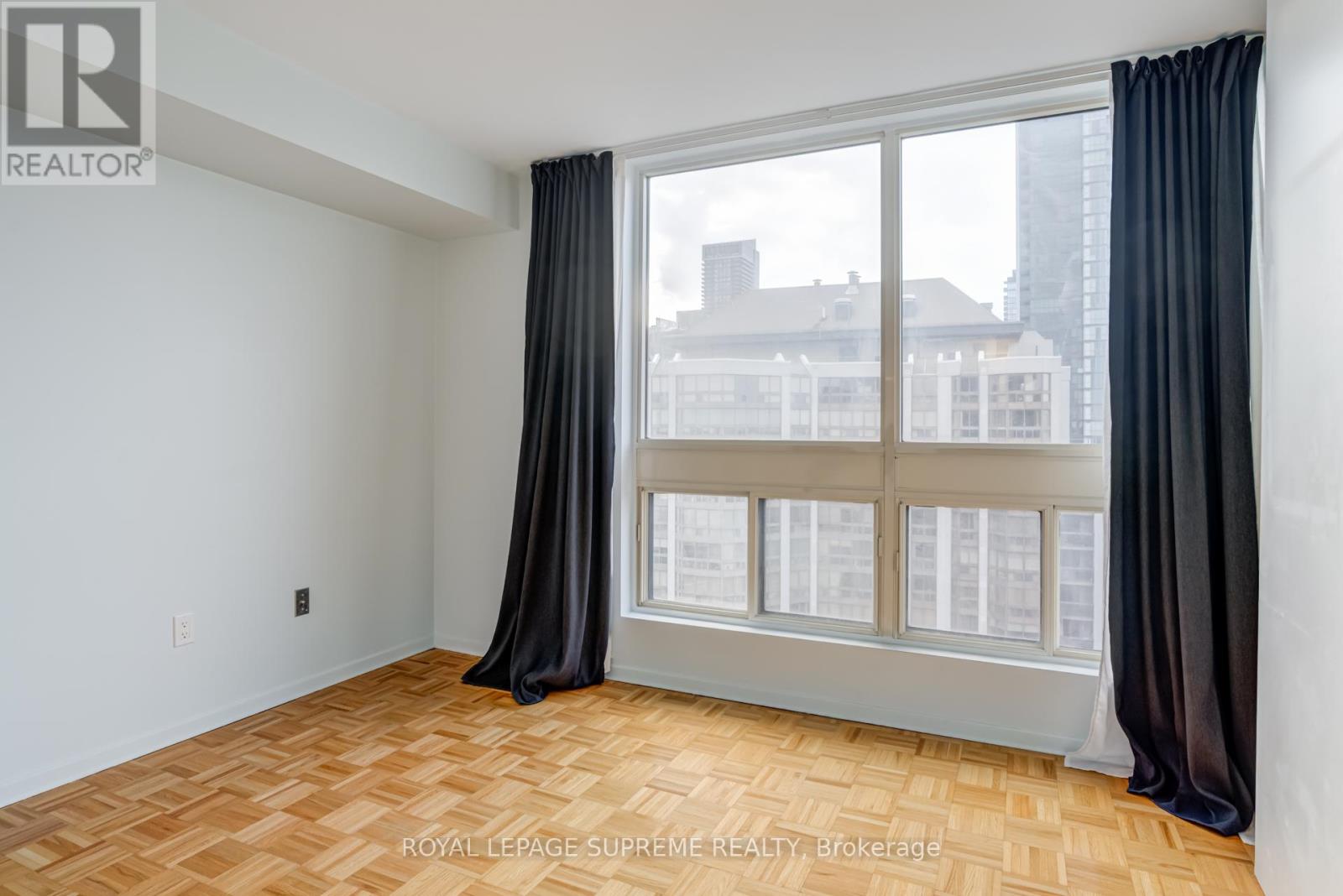 #1804 5 KENNETH AVENUE - 26