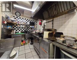 376 Eglinton Avenue W, Toronto, ON M5N1A2 Photo 12