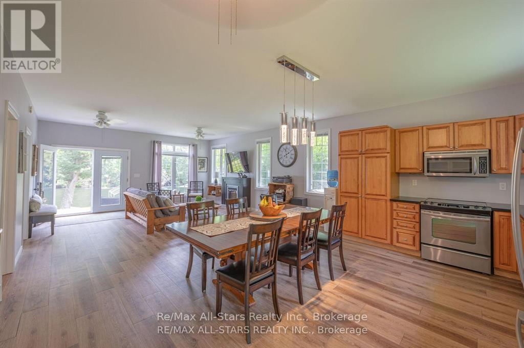 24 RELAX AVENUE - Image 13
