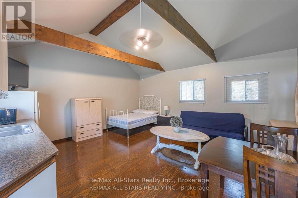 24 RELAX AVENUE - Image 31