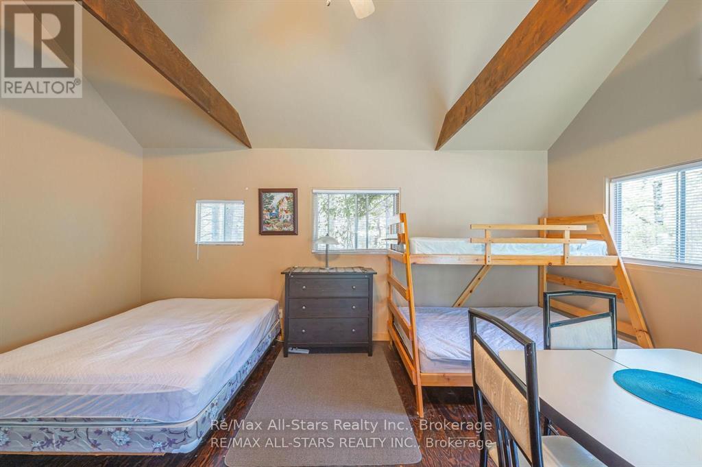 24 RELAX AVENUE - Image 36