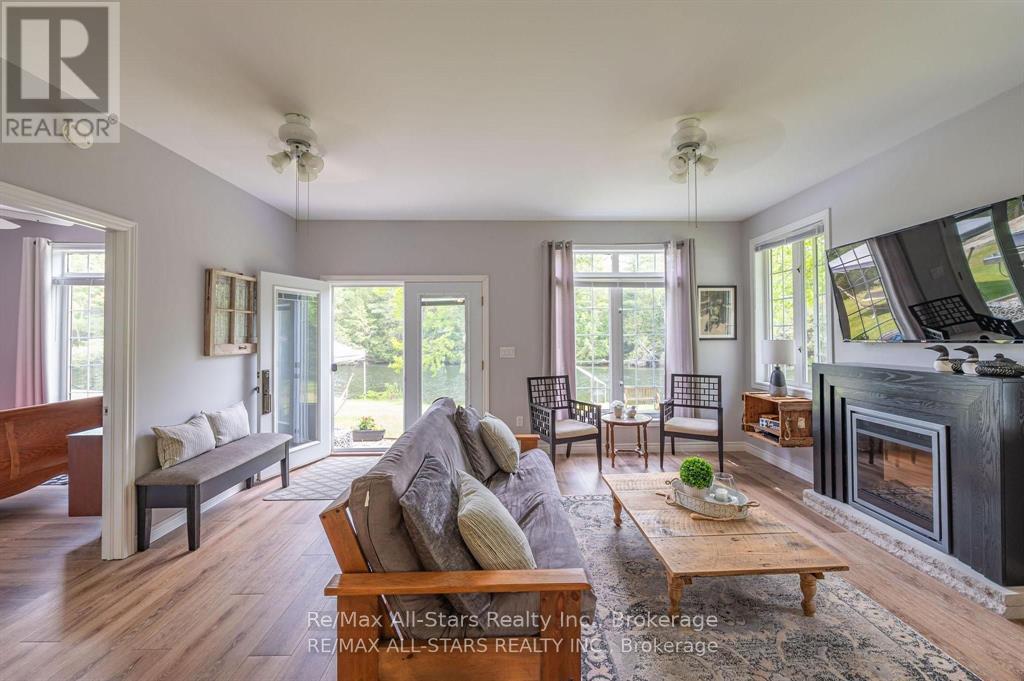 24 RELAX AVENUE - Image 6