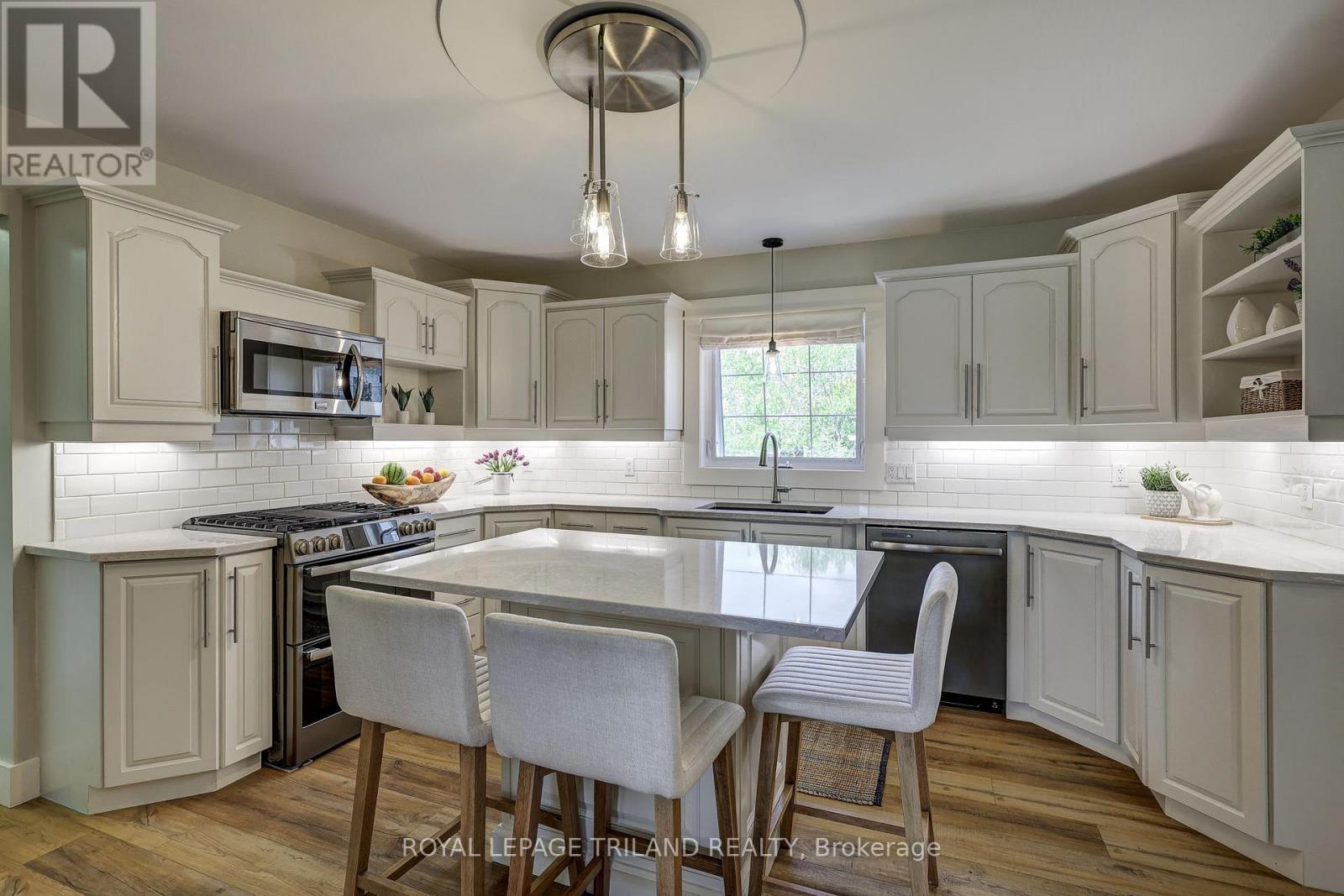 8755 TIKE ROAD - 19