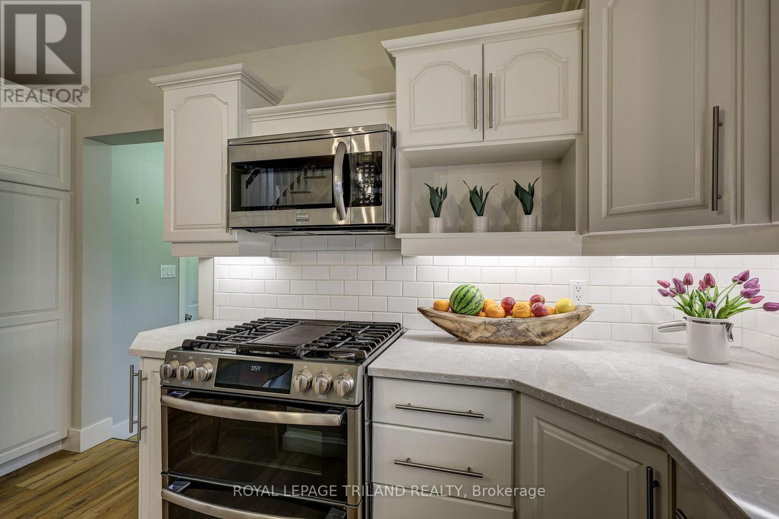 8755 TIKE ROAD - 23