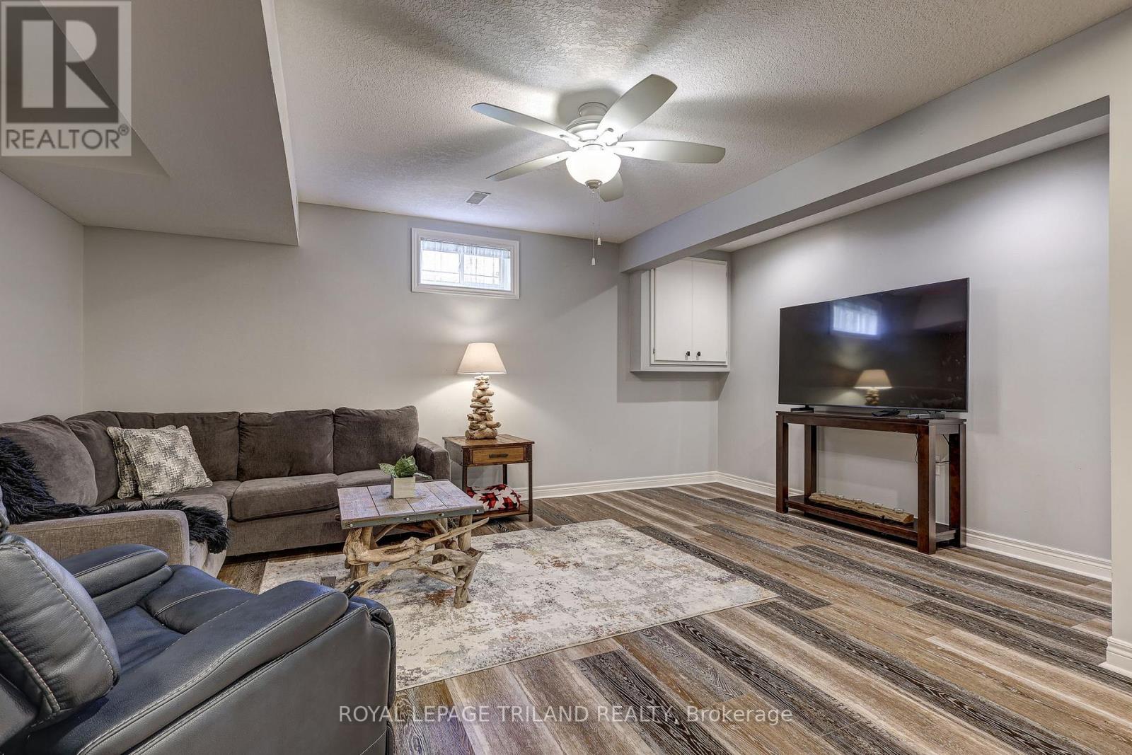 8755 TIKE ROAD - 38