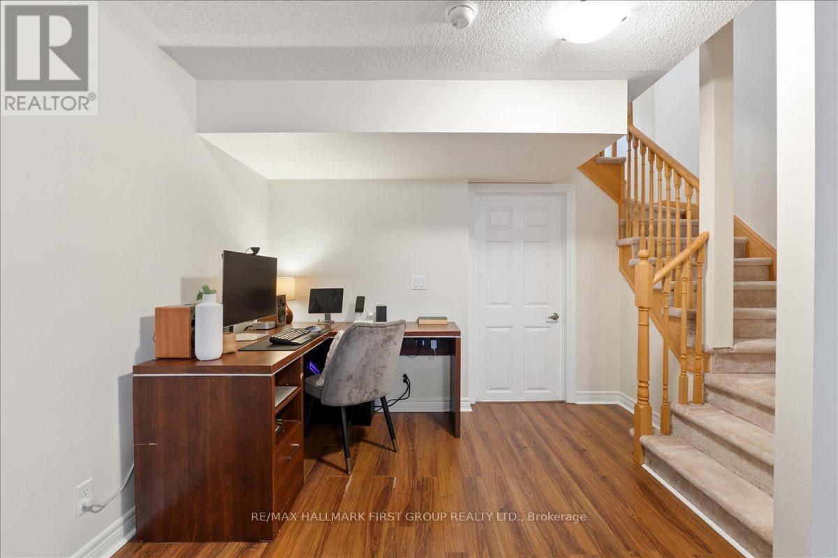 2361 STEEPLECHASE STREET - Image 39