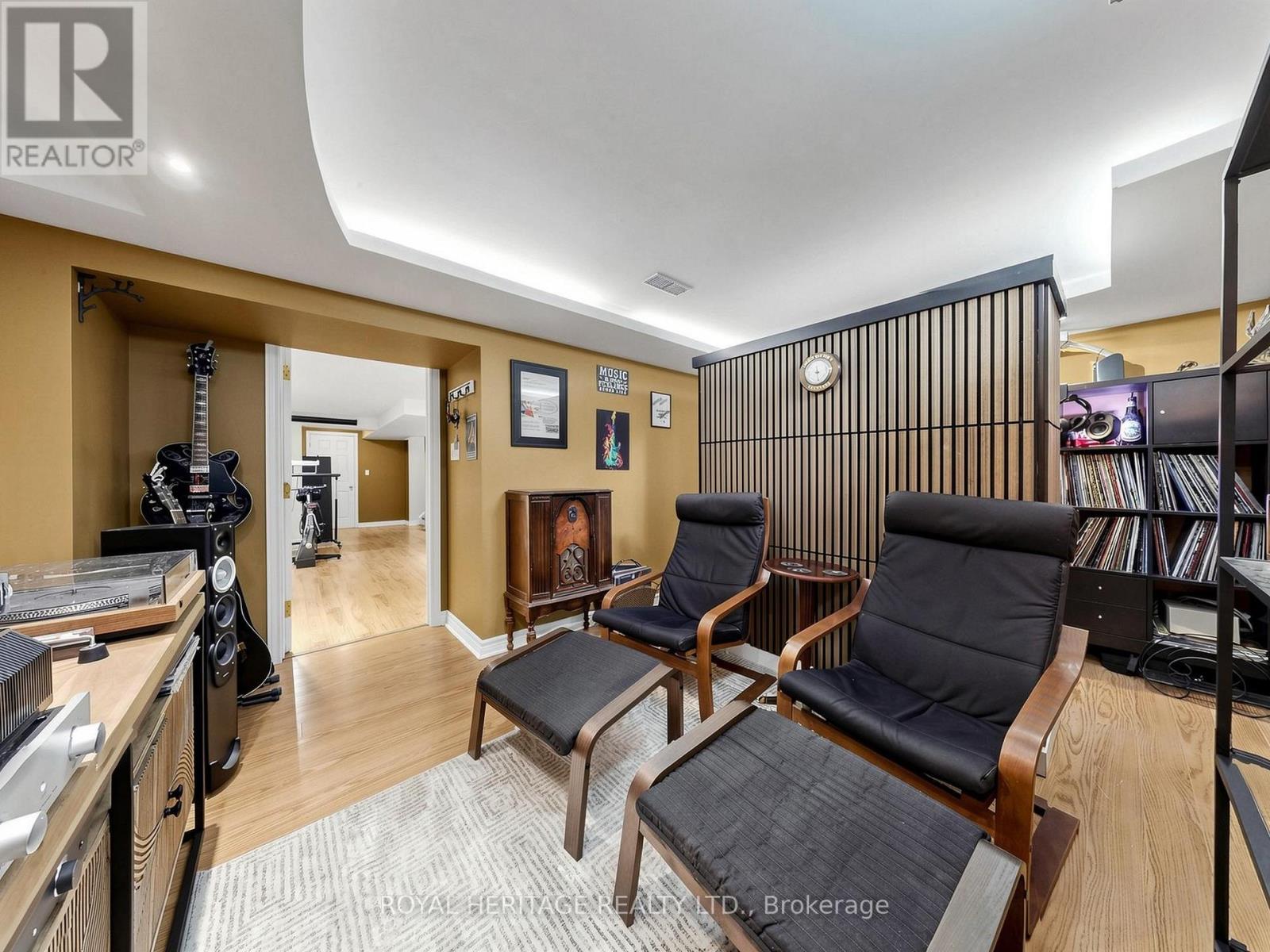 1 WAKEM COURT - 40